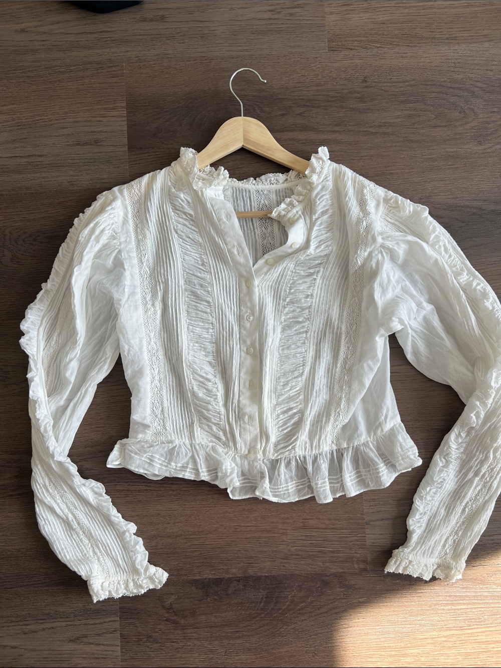 DOEN Heloise Lace-Trimmed Pintucked Cotton-Voile Top - Picture 3 of 6
